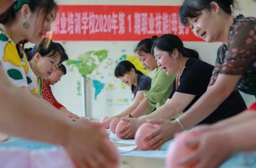 月薪四萬，也搶不到金牌月嫂 母嬰生活護理背后的供需失衡